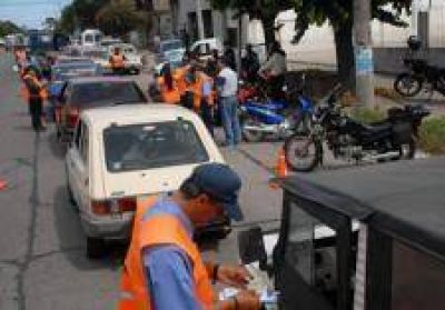 Tr�nsito espera incrementar su equipamiento y personal