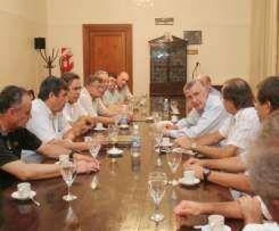 Mosto: Son pocos los vi�ateros que se han inscripto para el subsidio