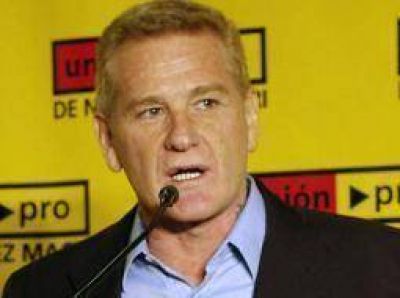 De Narv�ez: "Vamos a seguir recorriendo todo el pa�s en defensa del federalismo"