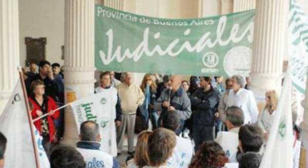 Recategorizan al personal de la Justicia bonaerense 