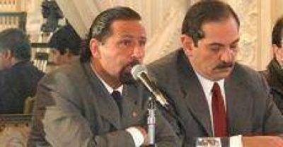 Juri y Alperovich podr�an reeditar una vieja alianza