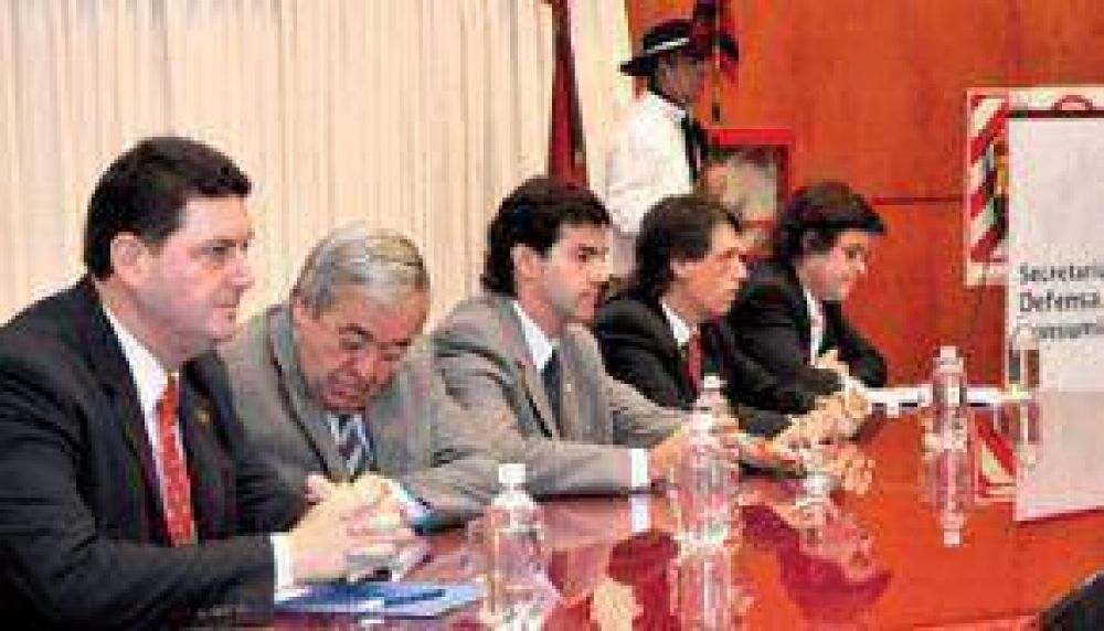 Descentralizar�n la difusi�n de derechos del consumidor