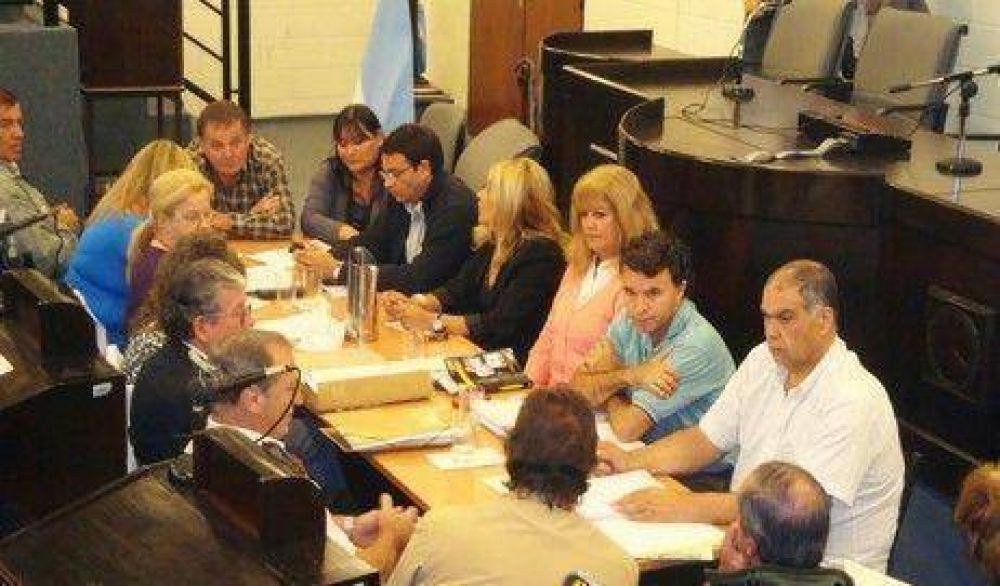 Antenas: Comisi�n volvi� a reunirse y los funcionarios de Guti�rrez siguen ignor�ndola