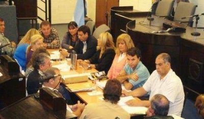 Antenas: Comisi�n volvi� a reunirse y los funcionarios de Guti�rrez siguen ignor�ndola