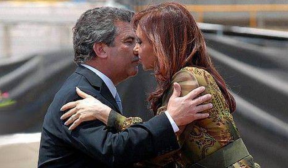 Cristina entregar� en Entre R�os las primeras PCs para secundarios