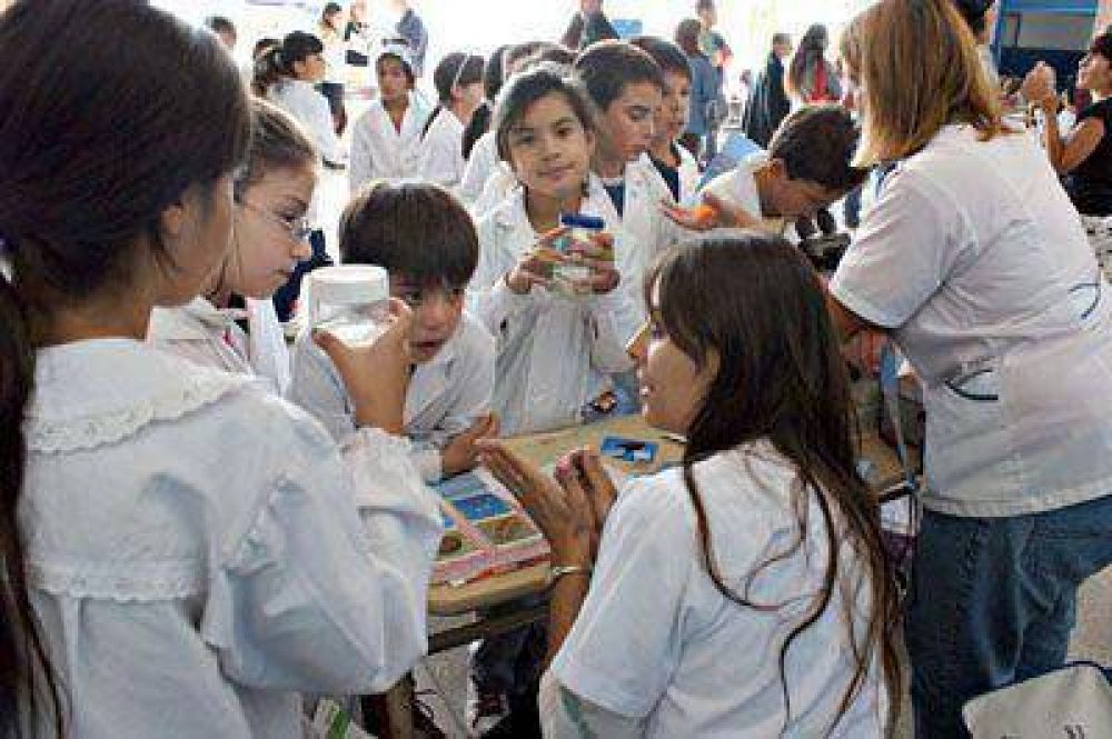El programa Acercar volvi� a las escuelas marplatenses