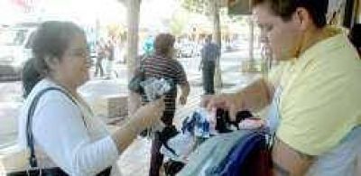 Ambulantes: Podr�n seguir vendiendo pero caminando