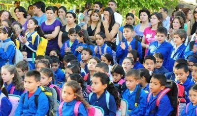   En 2009, todos los d�as hubo 70 cargos vacantes en la primaria