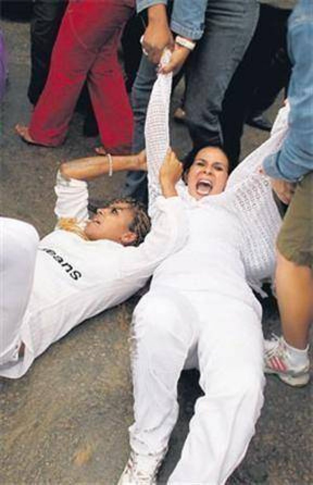 Violenta represi�n en Cuba contra las Damas de Blanco