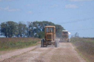 Contin�an los trabajos en la Red Vial Rural