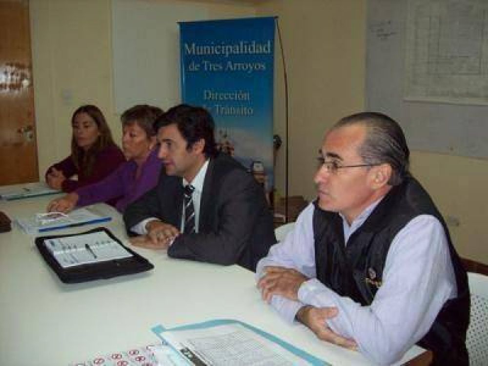Tr�nsito pesado: crear�n un registro de comercios e industrias que quedan fuera del nuevo recorrido
