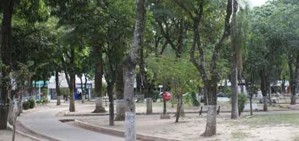 Prometen la presencia del gobernador para habilitar la plaza
