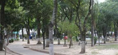 Prometen la presencia del gobernador para habilitar la plaza