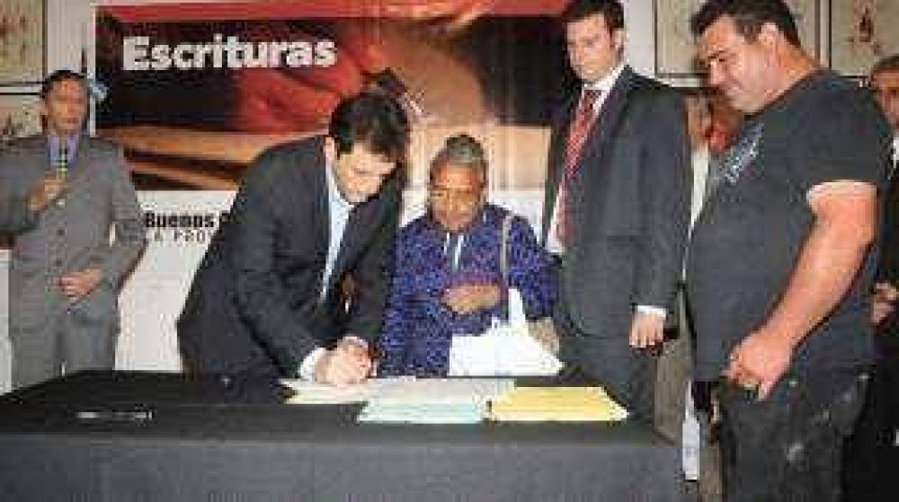 Se realiz� una nueva firma de escrituras en Tigre