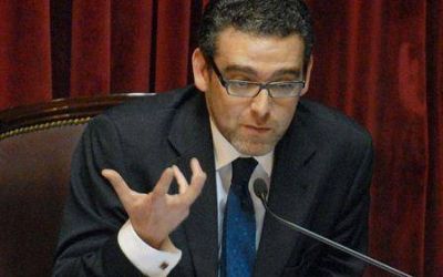 Calcagno disertar� en Pergamino Actual senador nacional del Frente para la Victoria.