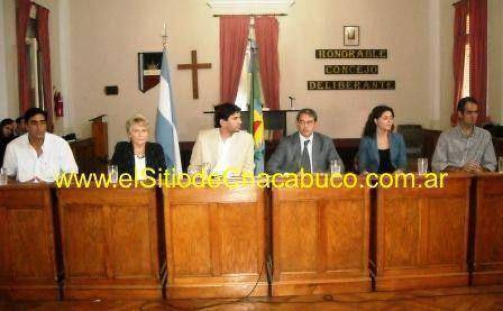 La autov�a Luj�n � Jun�n motiv� una reuni�n regional en el HCD