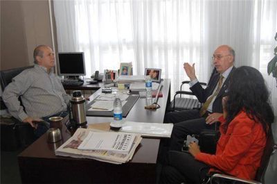 Gorosito se reuni� con el ministro de Desarrollo Humano bonaerense