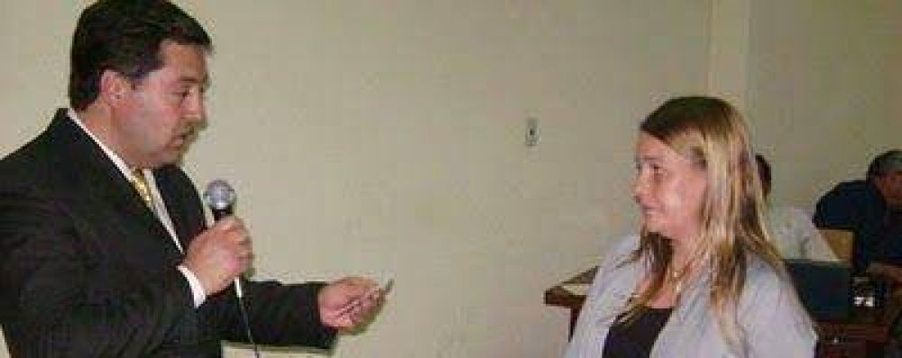 La concejal Brenda Termansen pidi� licencia: jur� en su lugar Pedro Nomdedeu