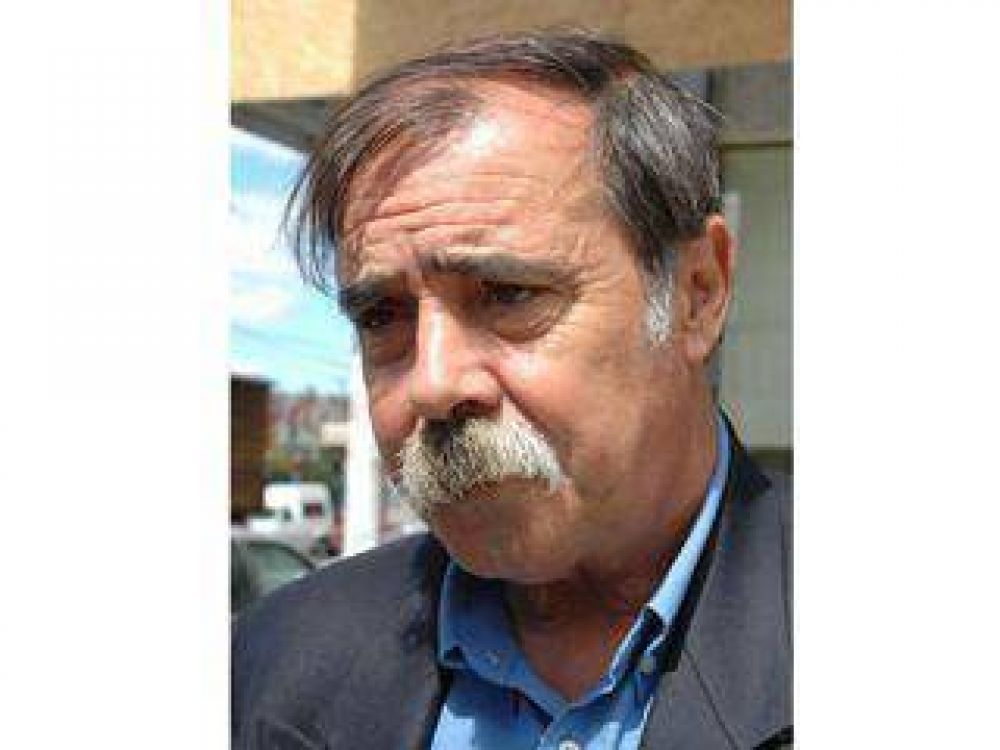 H�ctor Roquel suceder� a Lozano al frente de la UCR