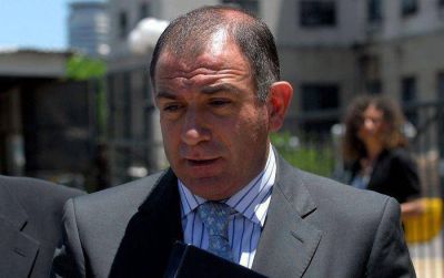 El fiscal quiere que investiguen ac� a Juez 