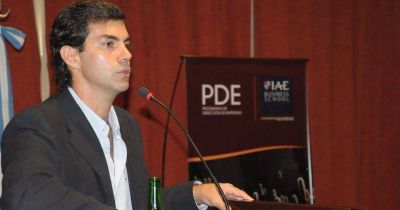 "Haremos todo lo necesario para democratizar el acceso al conocimiento", dijo Urtubey en el lanzamiento de los programas de la IAE