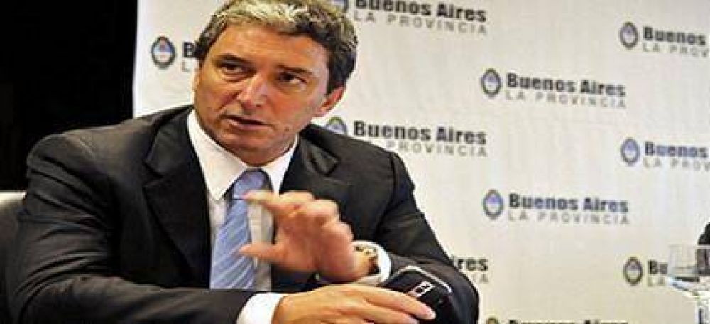 Jos� Scioli 'blanque� su pase' y niega ser un 'puente' de Daniel