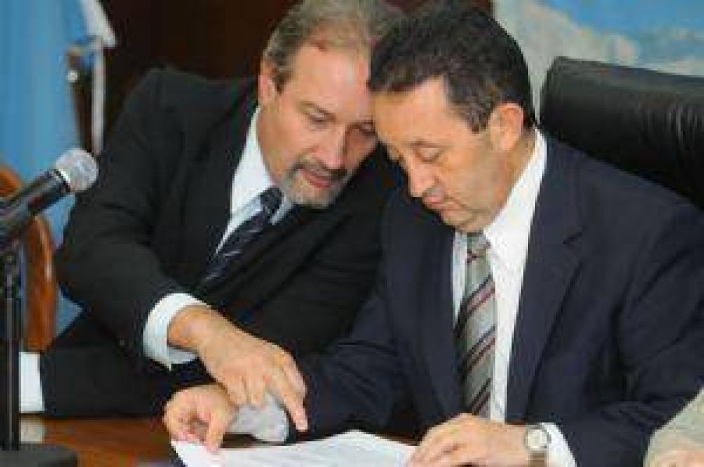 El Ejecutivo recortar� sus gastos para ahorrar 200 millones