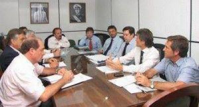 Con intendentes y entidades analizar�n la situaci�n h�drica