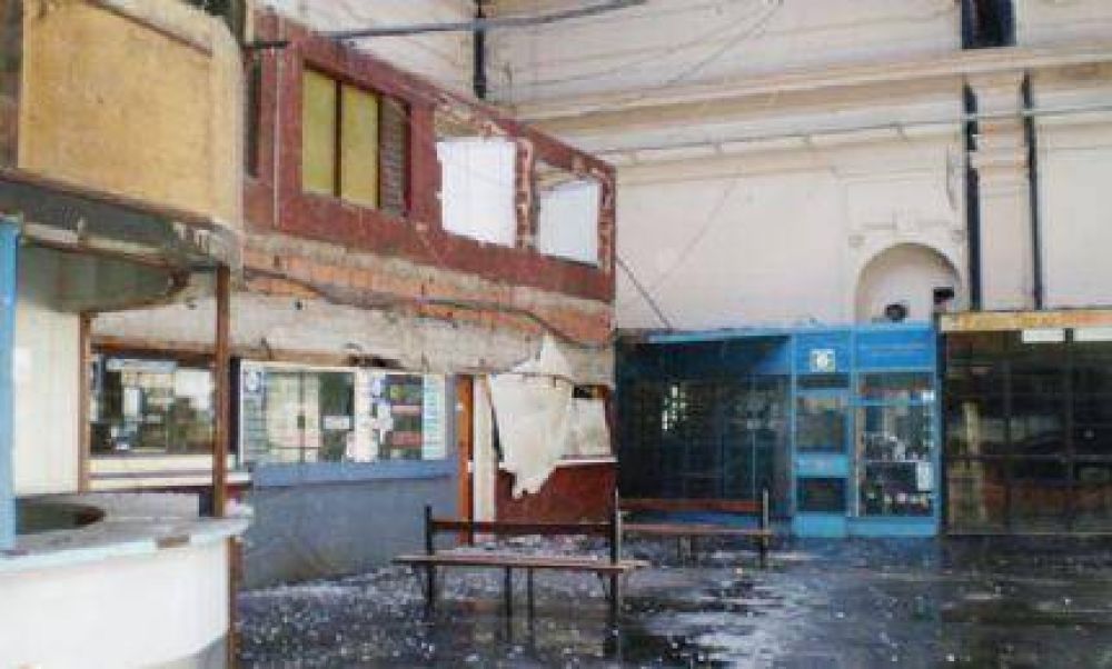 La Vieja Terminal abandonada a su suerte y verdad