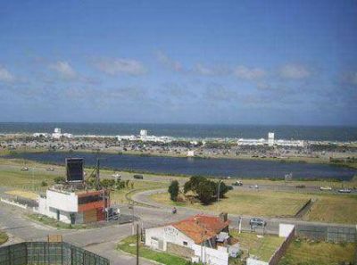 Vecinos de la ciudad se niegan al cambio urban�stico de la Bah�a de Punta Mogotes