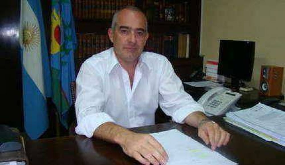 Los 100 d�as de la gesti�n Echeverr�a