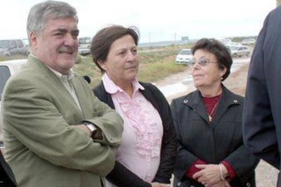 Das Neves: �Don Atilio tiene reservado en la historia de esta provincia un sitial preferencial�