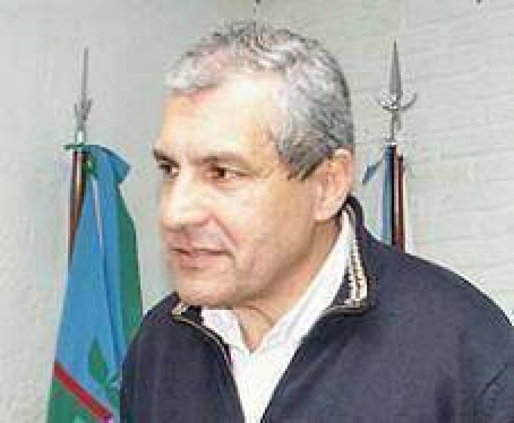 Visita nuestra ciudad el Senador Provincial Alfredo Meckievi