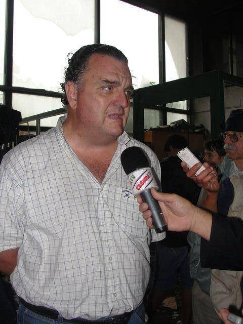 "El problema no es Aldo Carossi, el problema es el pueblo de Baradero"