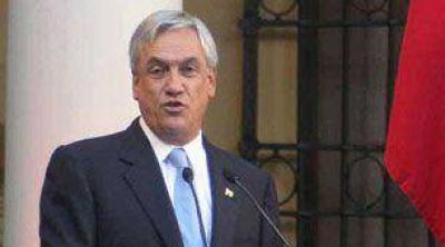 Pi�era, con Obama en abril