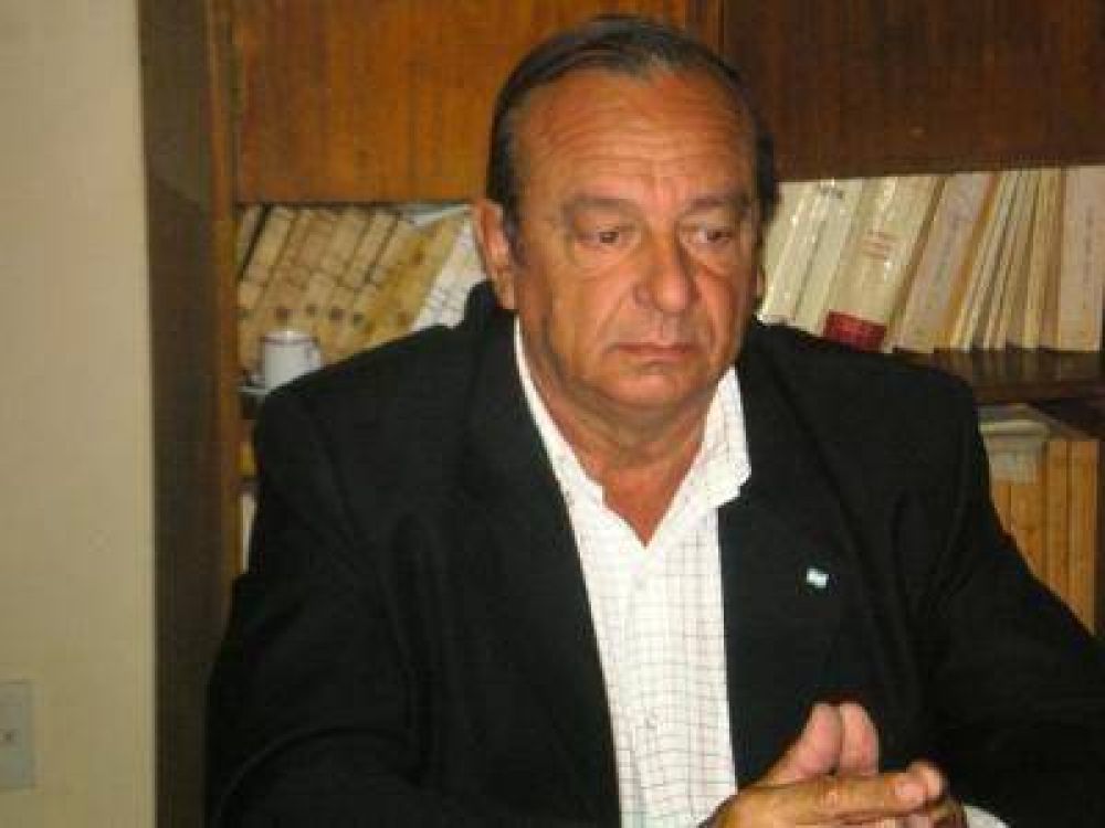 El Intendente se reuni� con instituciones de Claromec�