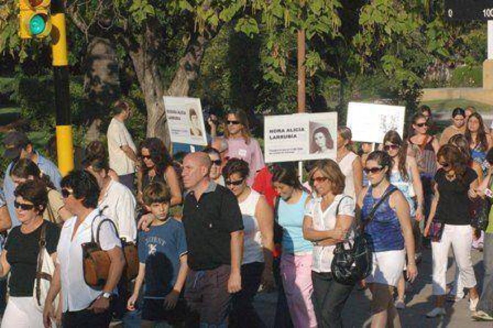 Marcha y acto en Trenque Lauquen, a 34 a�os del Golpe