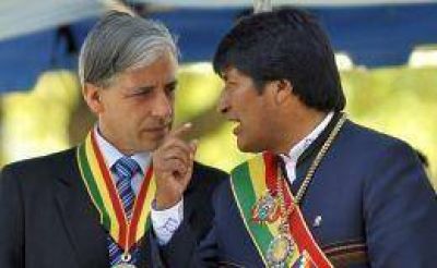 Fuerte cruce entre Evo Morales y ex presidentes: "Se organizan en un sindicato de delincuentes"
