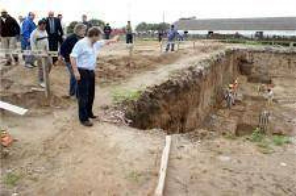 A buen ritmo se construye el Centro de Especialidades M�dicas