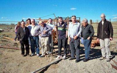 Maim� visit� estancia que puso en marcha proyecto de feedlot