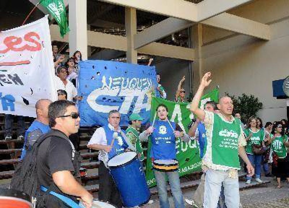  El gremio docente no descarta volver a cortar rutas