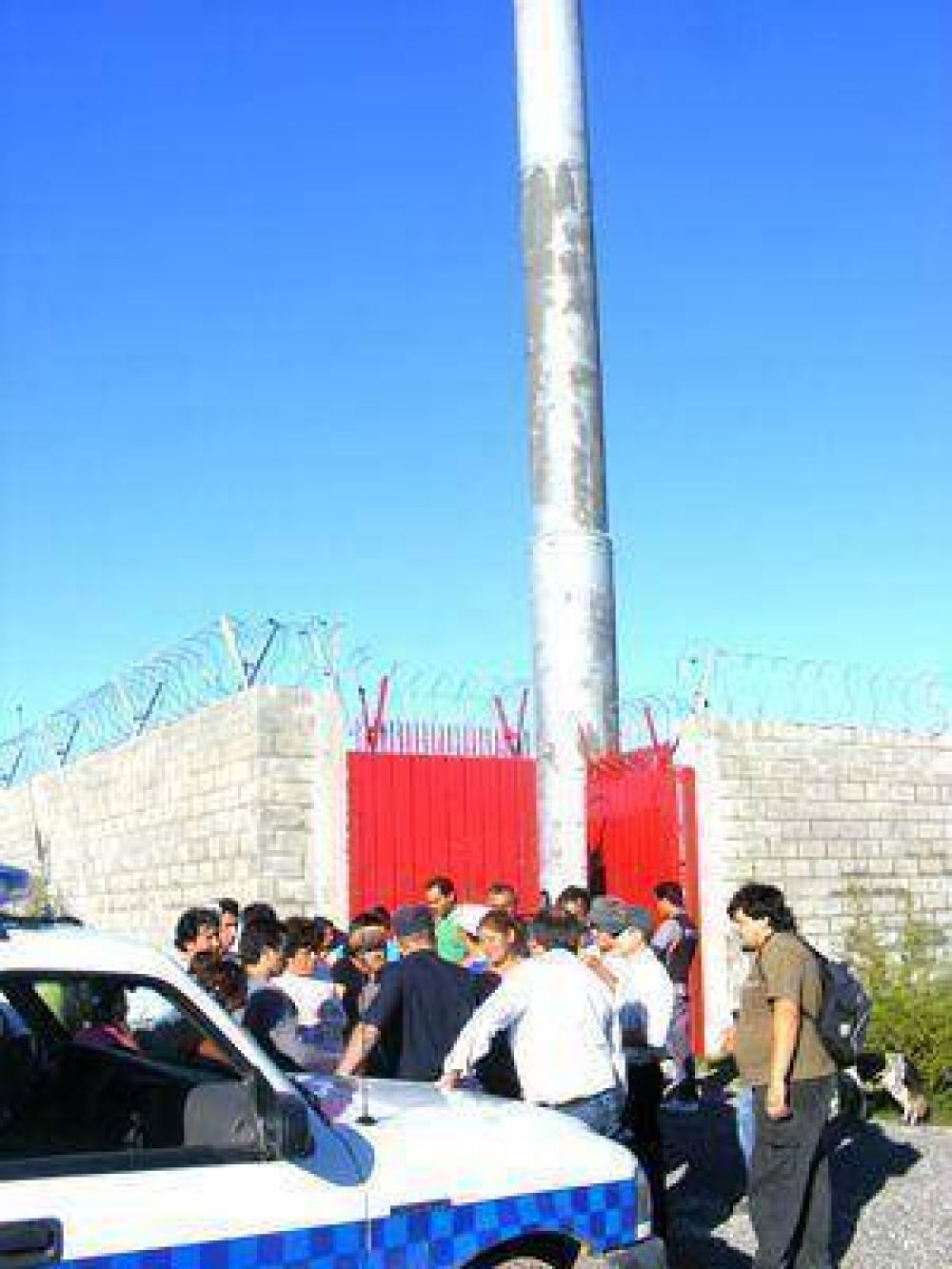 "Tomaron" otra vez la antena