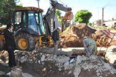 Pittelli: "Cerca del 90 por ciento de la poblaci�n de la ciudad tendr� cloacas"