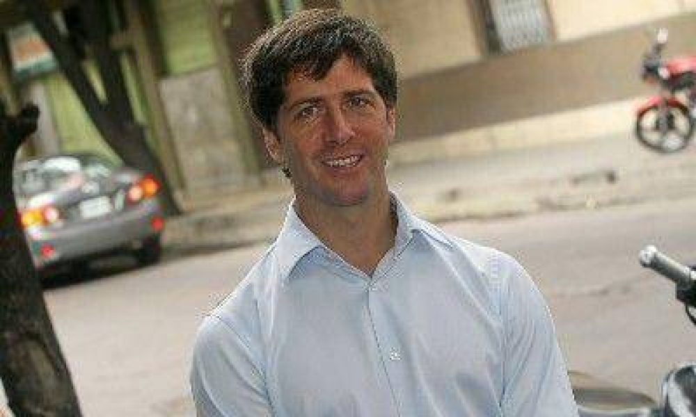 Terranova: "Los radicales han creado entre 1.200 y 1.500 cargos pol�ticos"