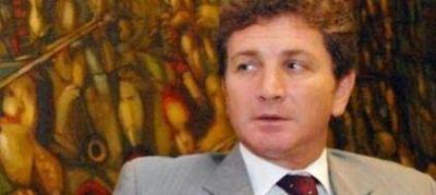 Desmienten renuncia del jefe de la polic�a, Osvaldo Toledo