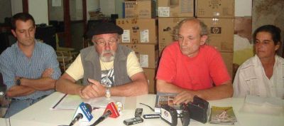 ''En lugar de calentar una silla tendr�a que estar trabajando como corresponde''