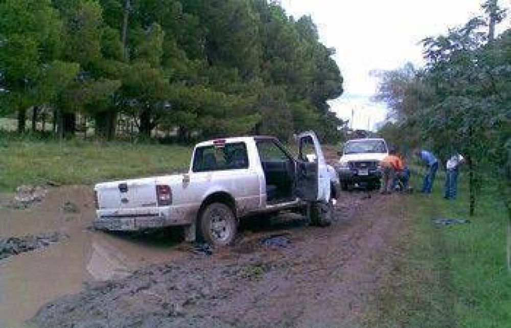 Los vecinos de Los Cha�ares no saben qu� m�s hacer para que reparen las calles