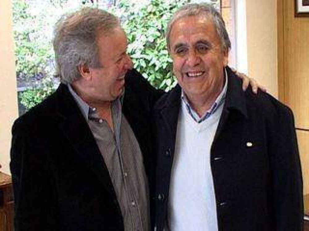 Peralta recibi� a Ra�l Cant�n en su despacho