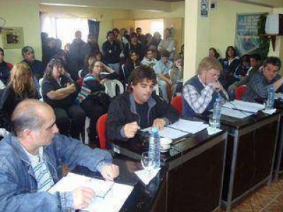 Concejales piden se declare "alerta sanitaria"