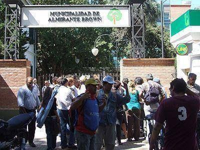 Cooperativistas reclamaron a Giustozzi el pago de sueldos atrasados